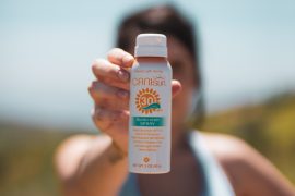 CBD SUNSCREEN: A Must Item That You Need And You Will Live Without